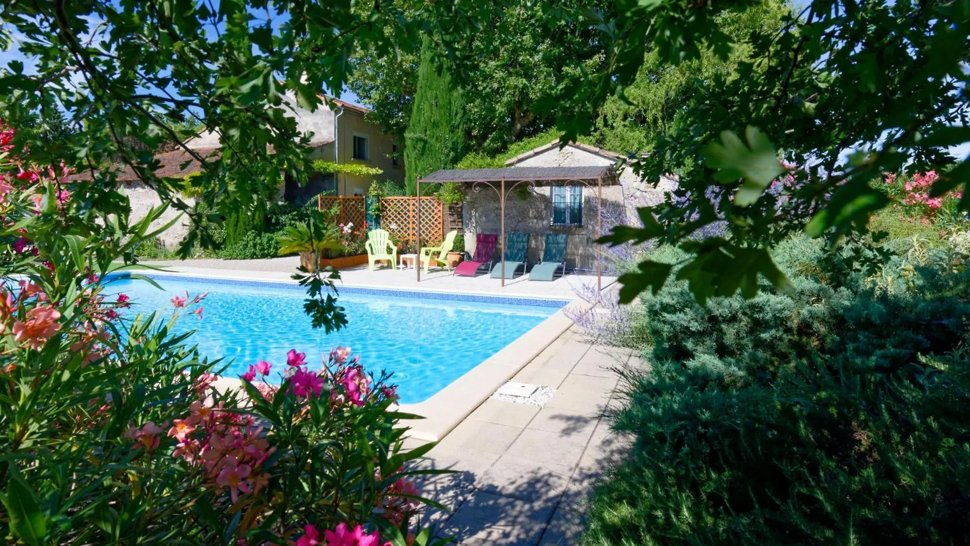 Provence-Cool - Piscine Privee - Vous Etes Les Seuls Vacanciers Presents Visan 0*,  France