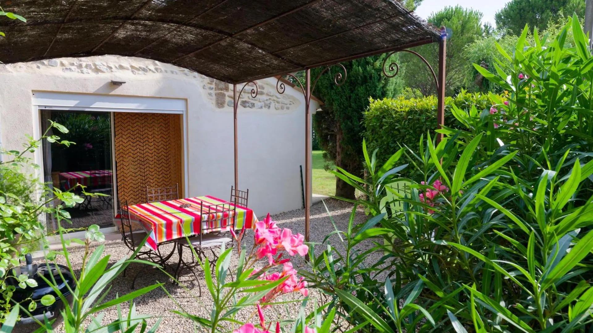 Provence-Cool - Piscine Privee - Vous Etes Les Seuls Vacanciers Presents Visan 0*,